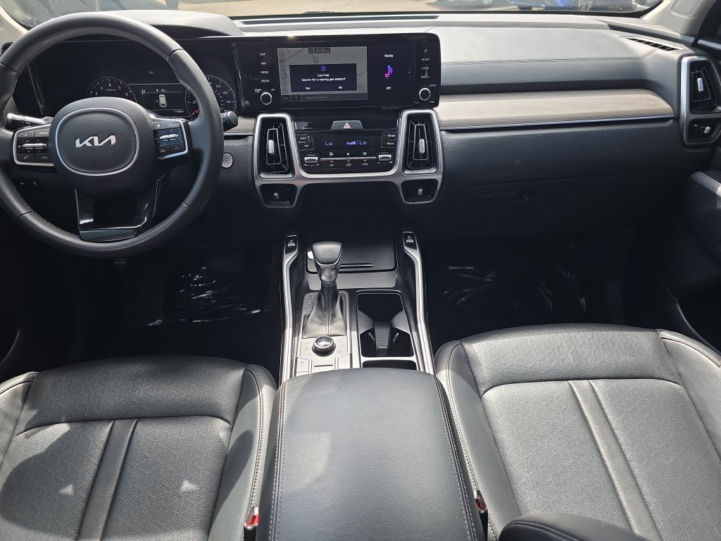 Used 2022 Kia Sorento S AWD/4WD image 13