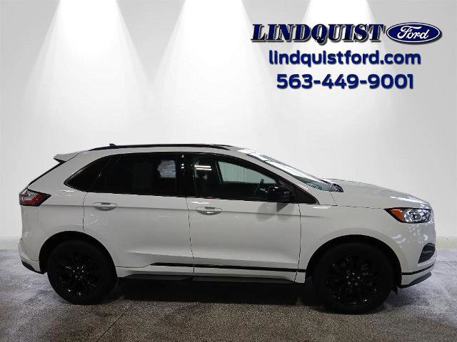Certified 2022 Ford Edge SE w/ Black Appearance Package