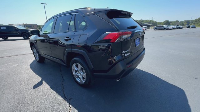 Used 2025 Toyota RAV4 XLE AWD/4WD image 6
