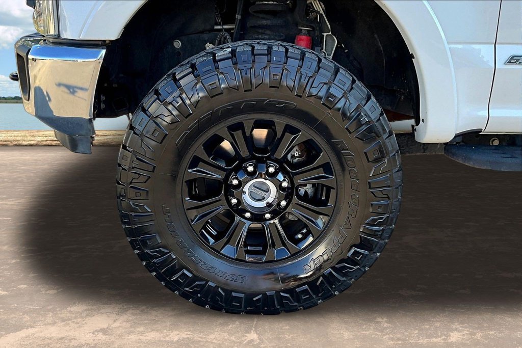 Certified 2022 Ford F250 Lariat w/ Tremor Off-Road Package AWD/4WD image 35