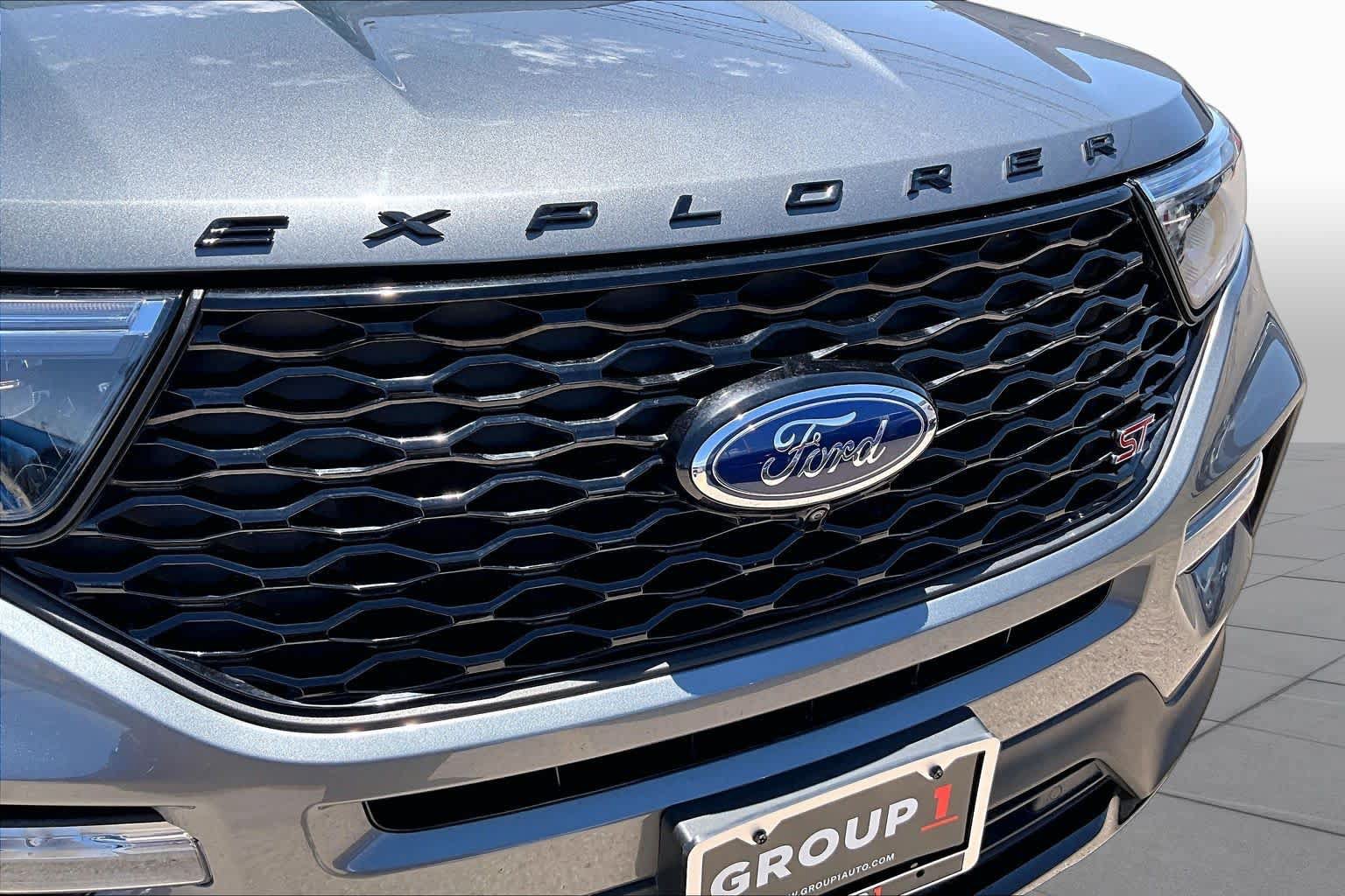 Certified 2023 Ford Explorer ST w/ Equipment Group 401A AWD/4WD image 29