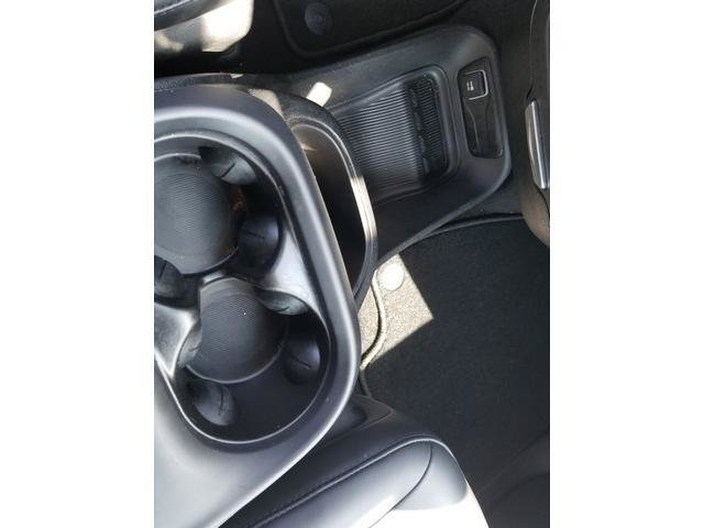 Used 2025 Chrysler Pacifica Select FWD image 18