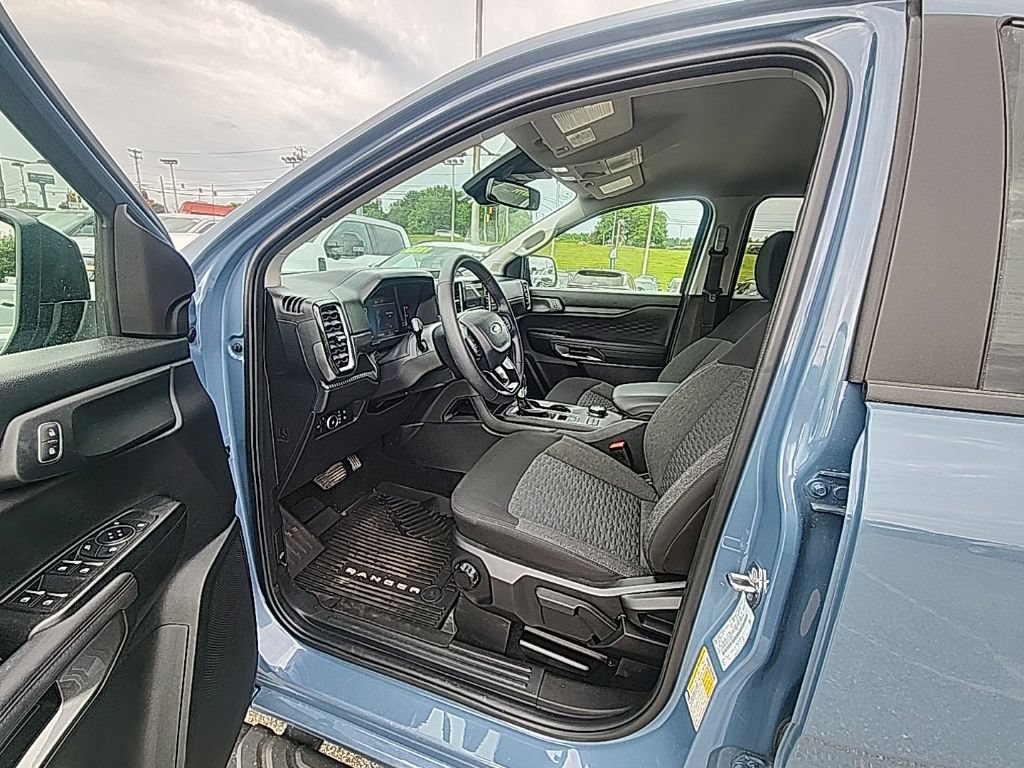Certified 2025 Ford Ranger XLT w/ Black Appearance Package AWD/4WD image 10