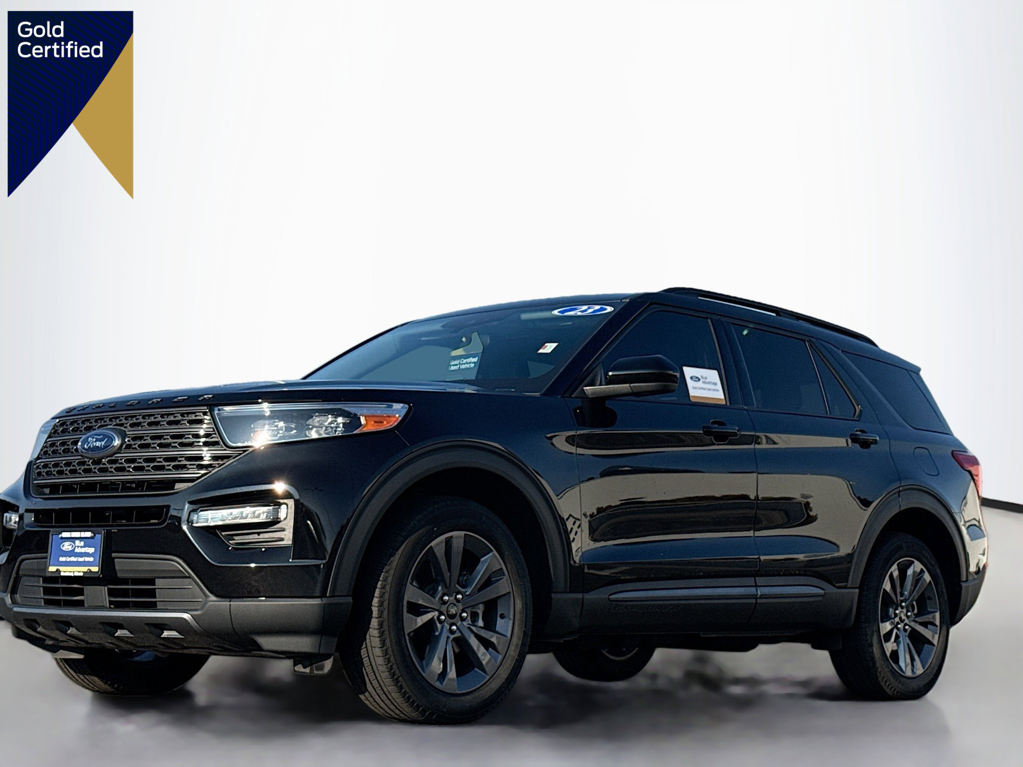 Certified 2023 Ford Explorer XLT w/ Equipment Group 202A image 1