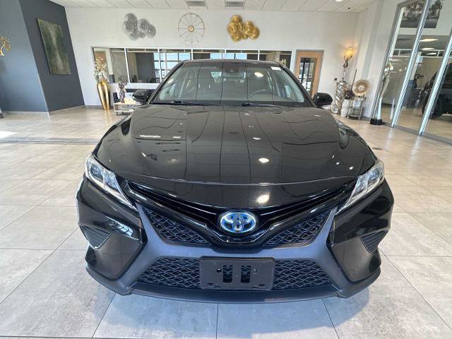 Used 2019 Toyota Camry SE w/ Sunroof Package image 8