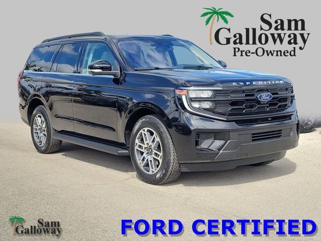 Certified 2025 Ford Expedition Active image 5