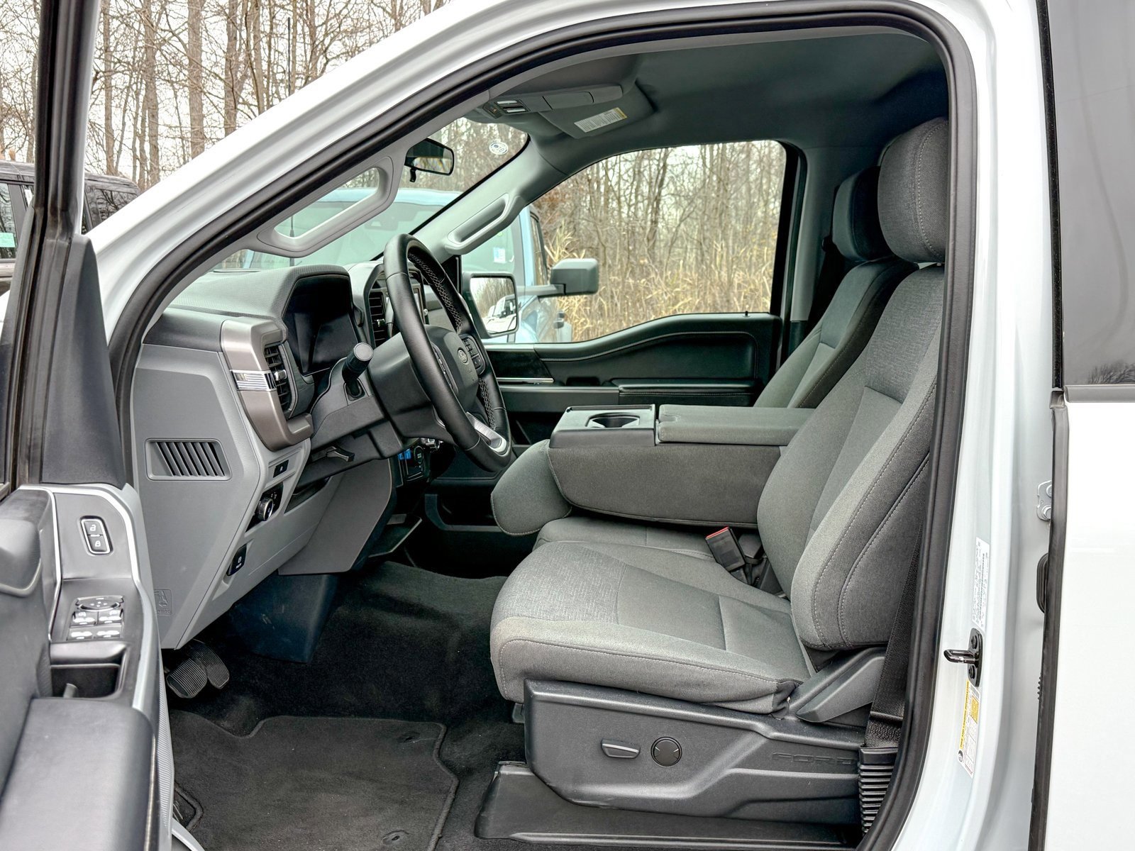 Certified 2025 Ford F150 XLT w/ Equipment Group 301A Standard image 18