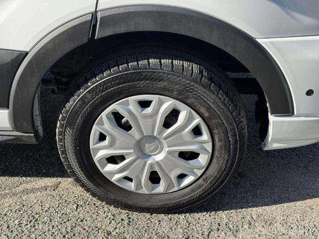 Certified 2024 Ford Transit 350 XLT RWD image 9