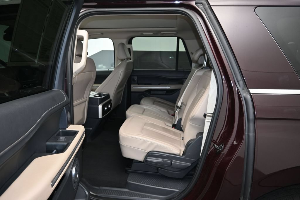 Certified 2024 Ford Expedition Max Limited RWD image 15