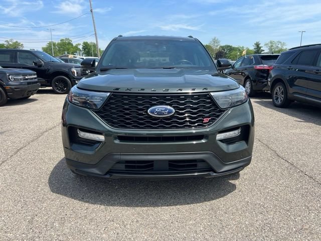 Certified 2023 Ford Explorer ST w/ Equipment Group 401A AWD/4WD image 2