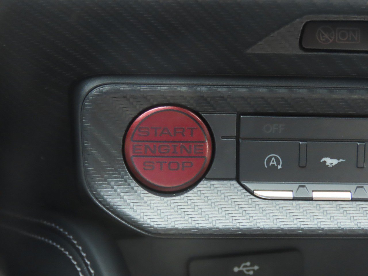 Certified 2025 Ford Mustang GT Premium RWD image 26