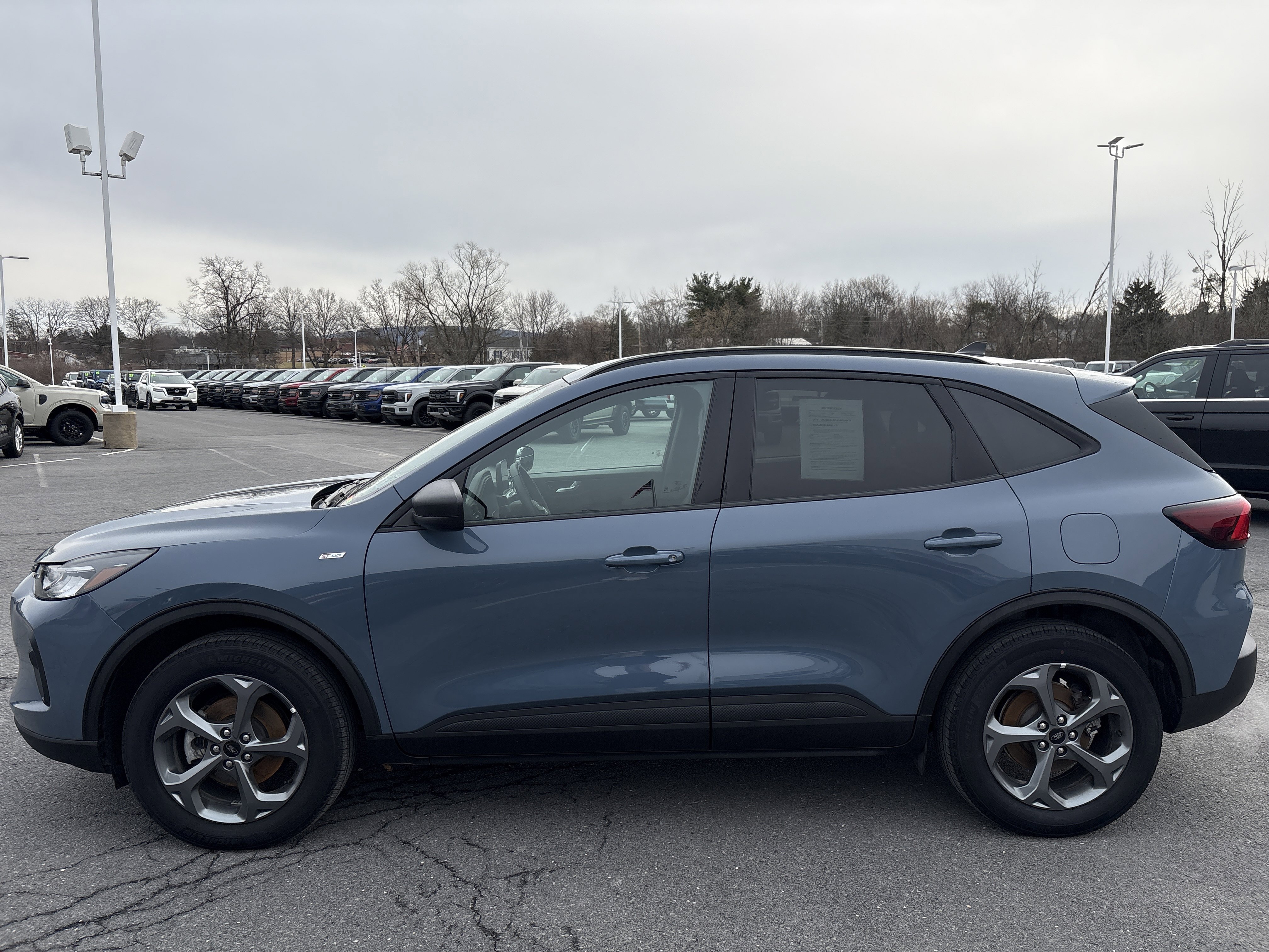 Certified 2025 Ford Escape ST-Line AWD/4WD image 8