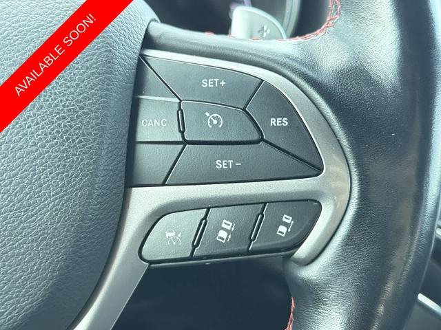 Used 2021 Jeep Grand Cherokee Trailhawk w/ Trailhawk Luxury Group AWD/4WD image 24