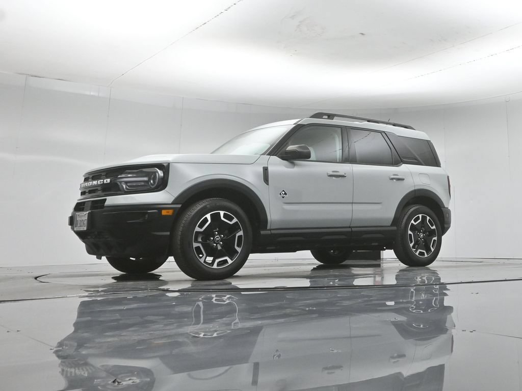 Certified 2023 Ford Bronco Sport Outer Banks w/ Tech Package AWD/4WD image 52