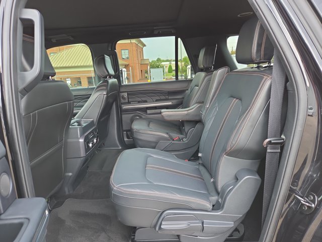 Certified 2023 Ford Expedition Max Platinum RWD image 11