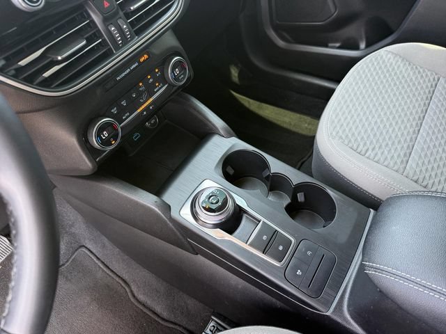 Certified 2021 Ford Escape SE w/ SE Sport Appearance Package FWD image 24