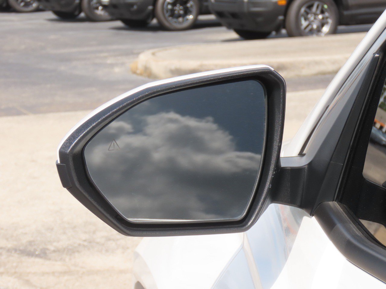 Used 2025 Hyundai Tucson SEL FWD image 17