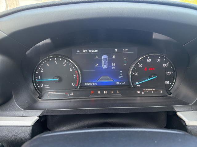 Certified 2022 Ford Explorer XLT w/ Equipment Group 202A image 6