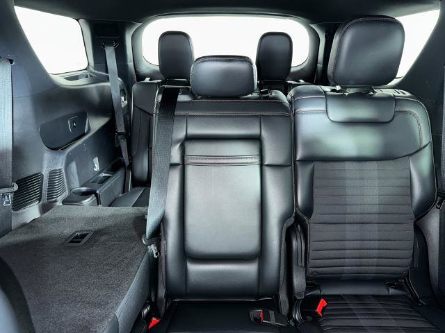 Certified 2025 Ford Explorer ST-Line w/ ST-Line Street Pack AWD/4WD image 7