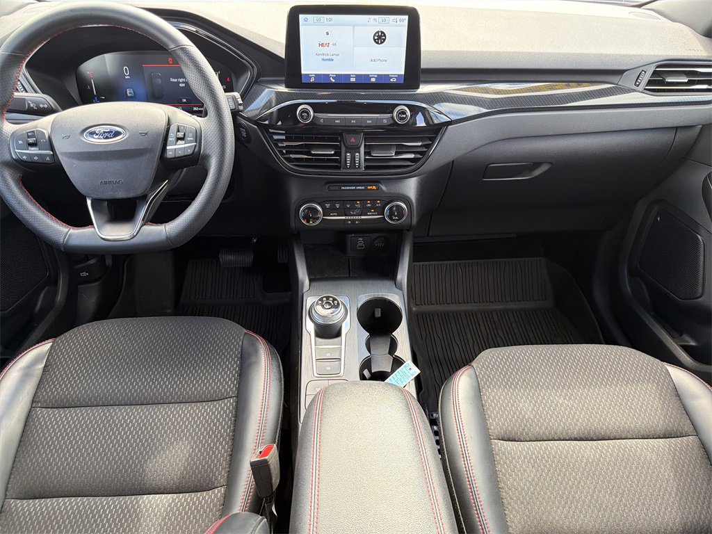 Certified 2025 Ford Escape ST-Line image 19