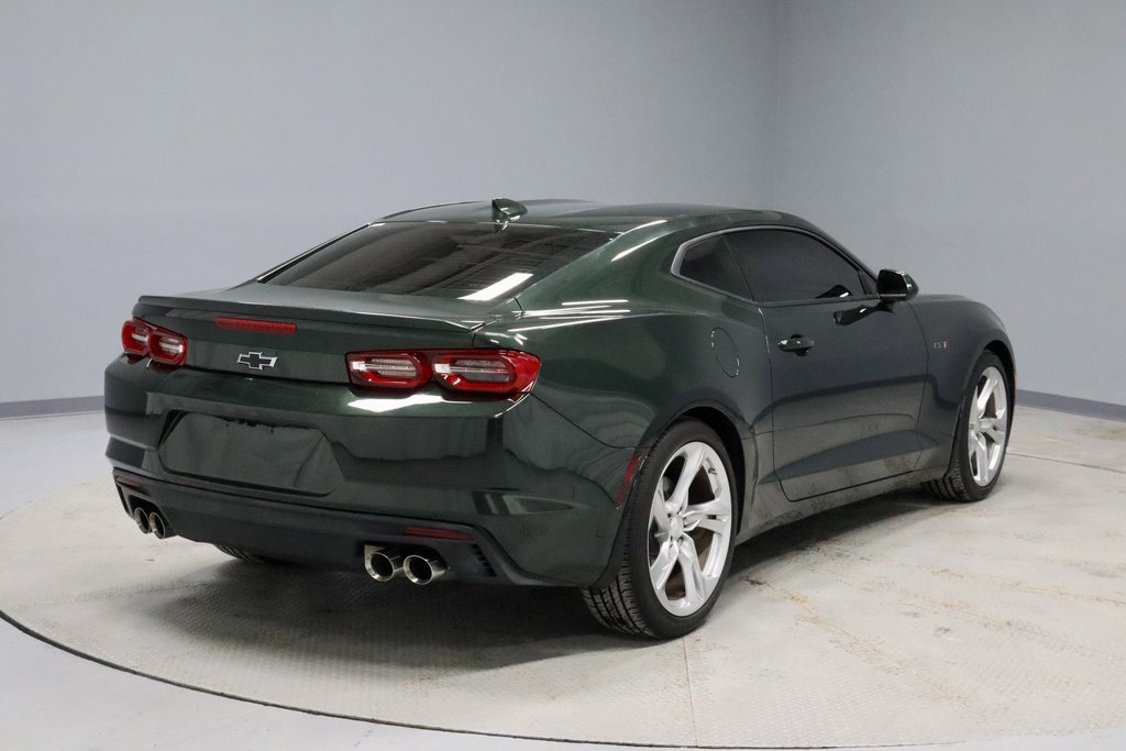 Used 2020 Chevrolet Camaro LT w/ Technology Package image 10