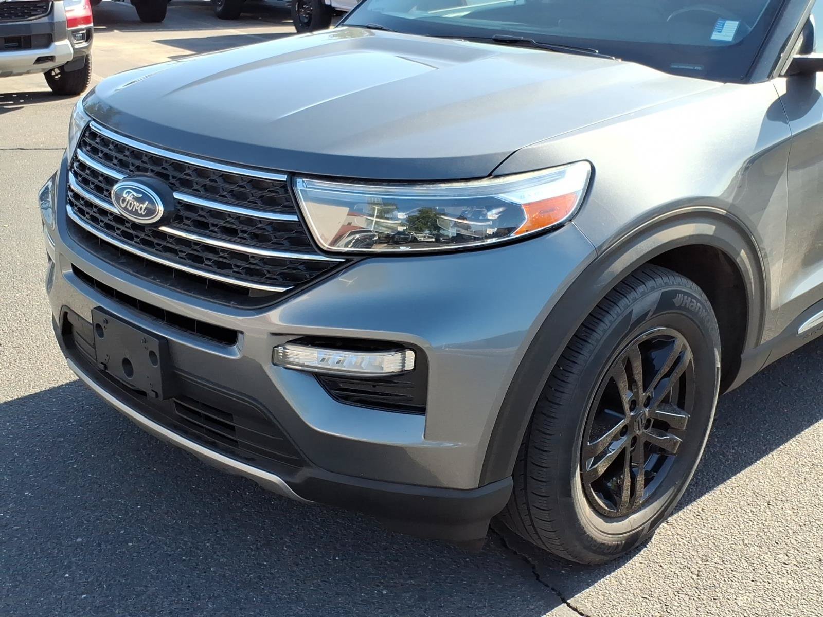 Certified 2023 Ford Explorer XLT w/ Equipment Group 202A RWD image 8