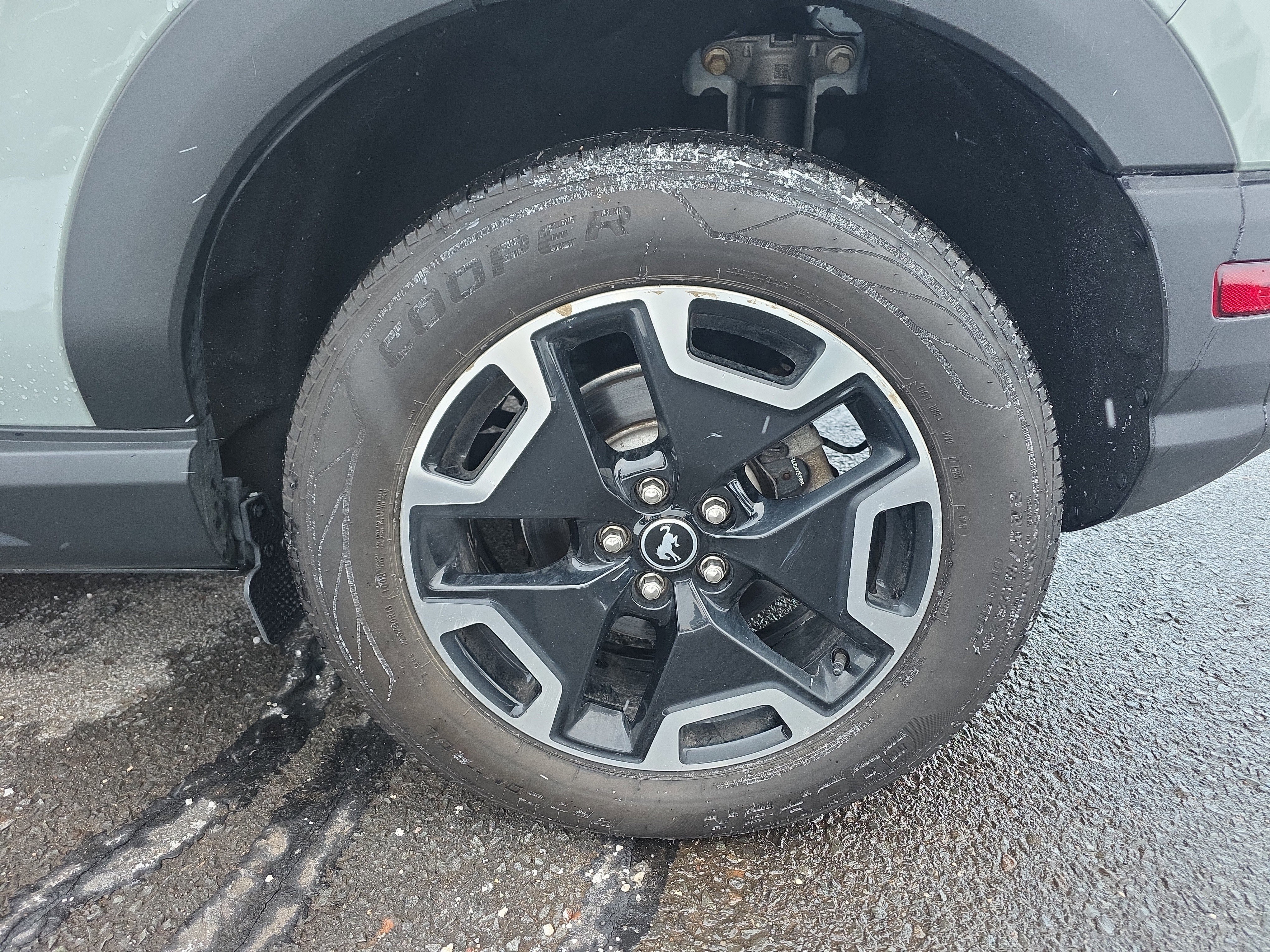 Certified 2021 Ford Bronco Sport Outer Banks w/ Outer Banks Package (96D) image 14