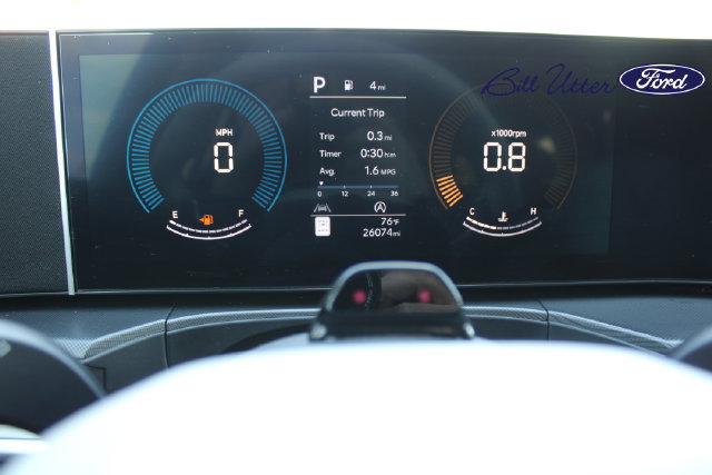 Used 2025 Hyundai Santa Fe SEL FWD image 23