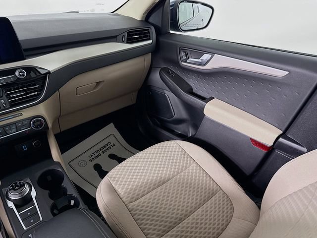 Certified 2020 Ford Escape SE image 23
