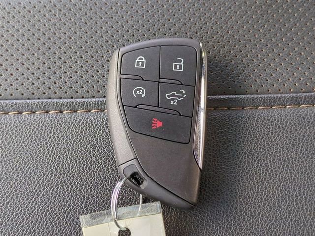 Used 2024 Chevrolet Silverado 1500 High Country image 29