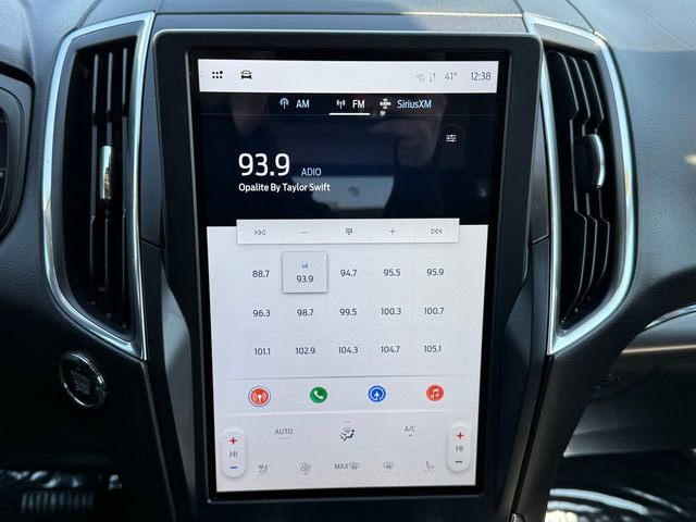 Certified 2022 Ford Edge Titanium w/ Equipment Group 301A image 10