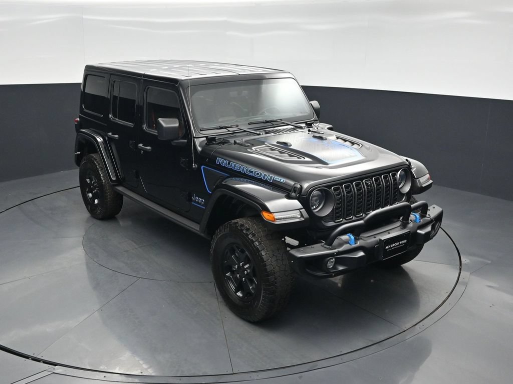 Used 2023 Jeep Wrangler Unlimited Rubicon 4xe AWD/4WD image 39