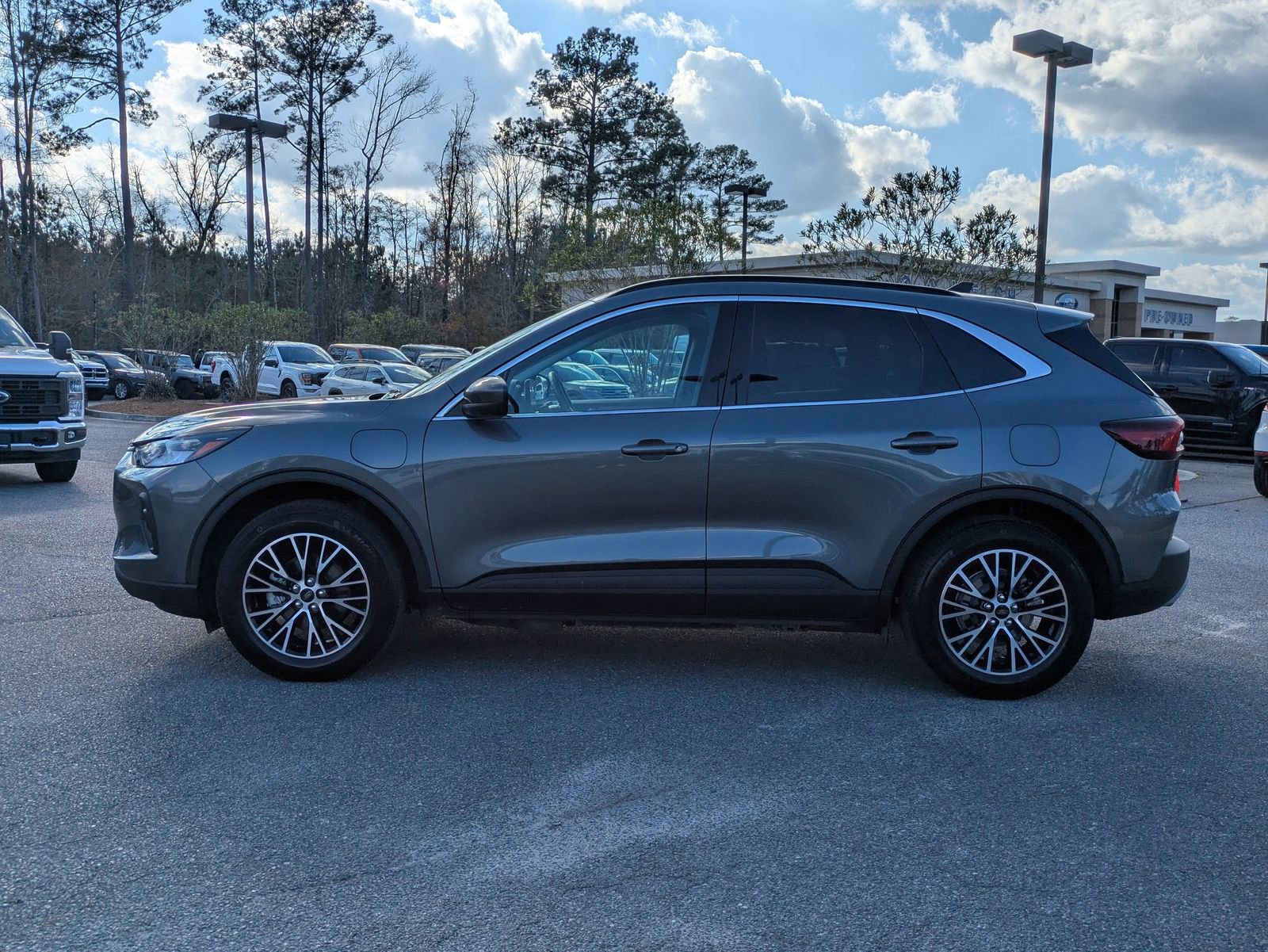 Certified 2025 Ford Escape SE video 2