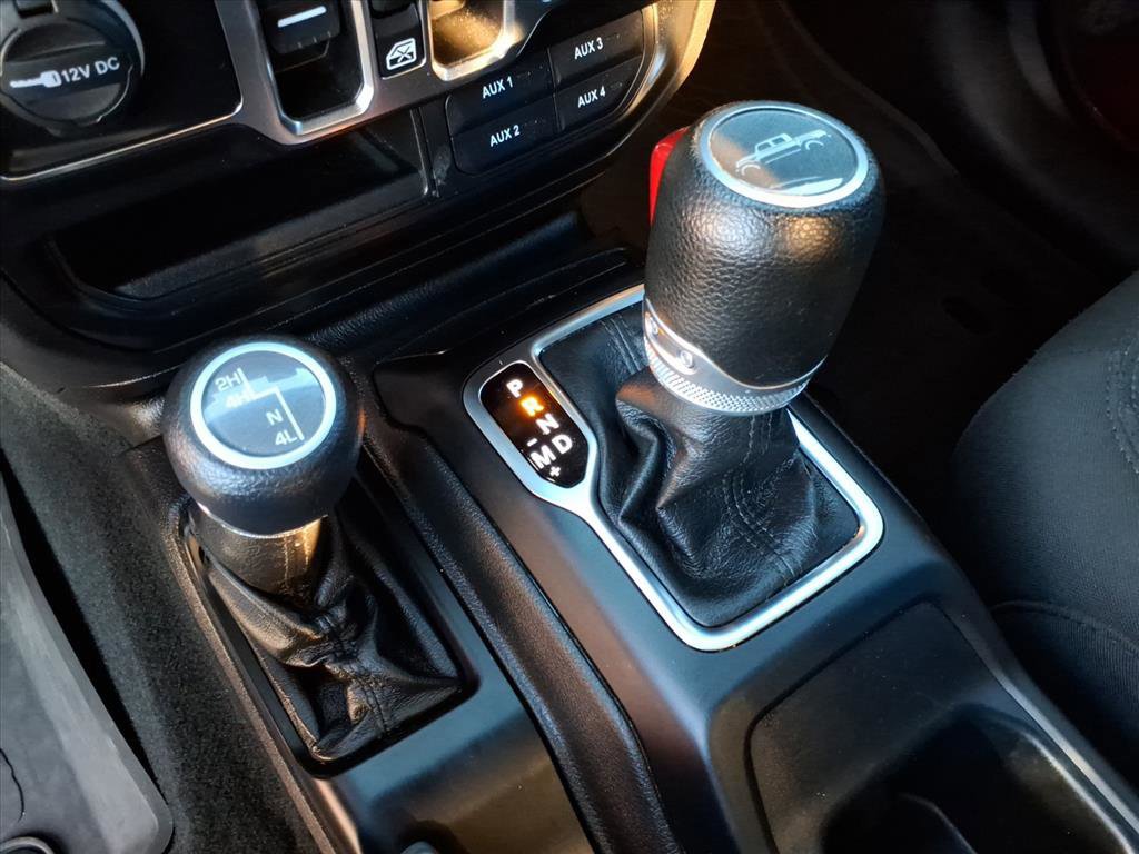 Used 2022 Jeep Gladiator Willys image 24