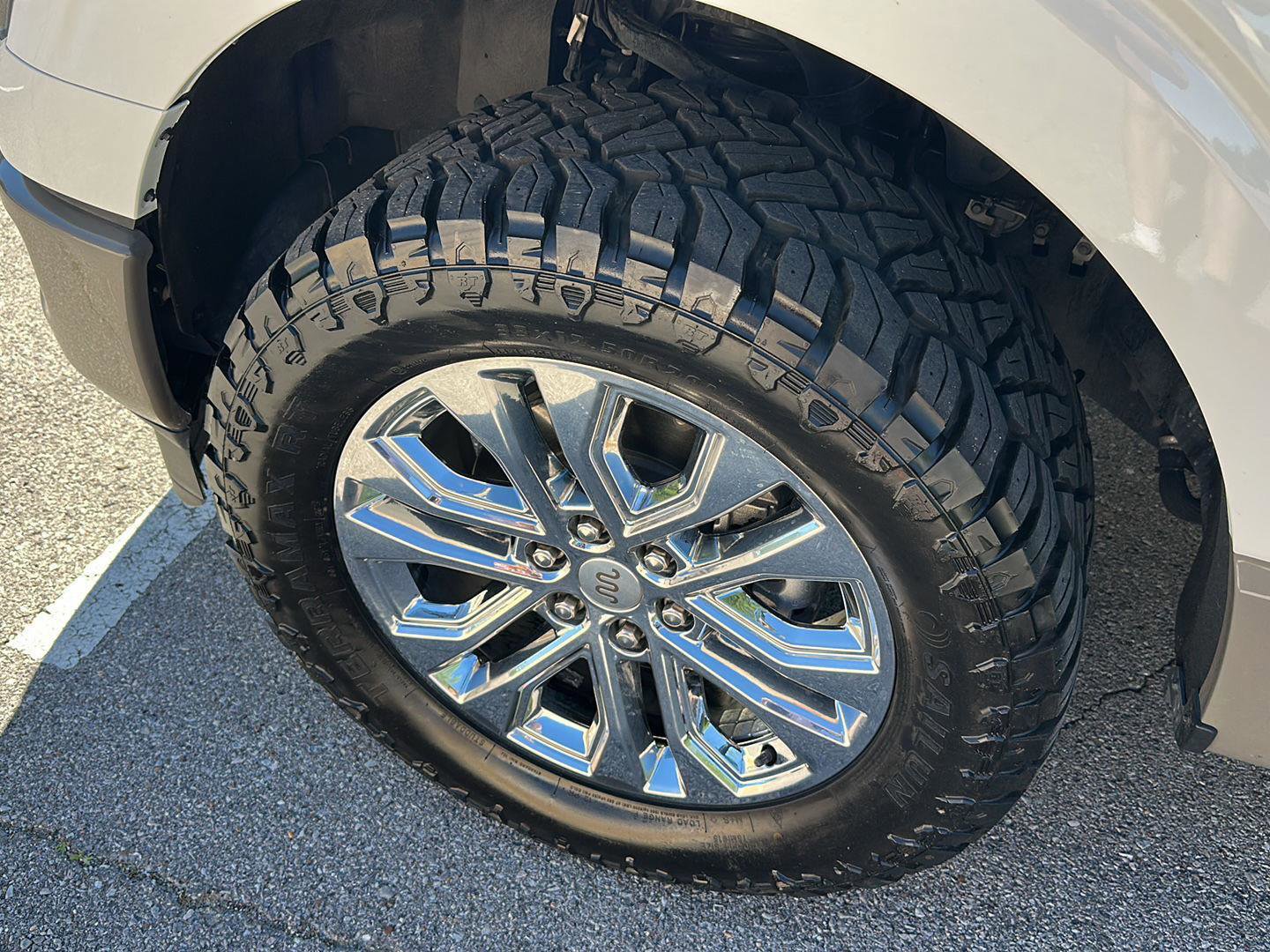Certified 2025 Ford F150 King Ranch w/ FX4 Off-Road Package AWD/4WD image 9
