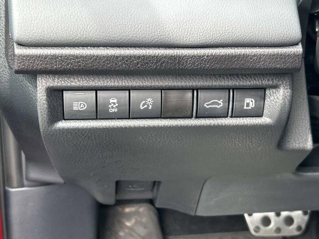 Used 2025 Toyota Camry XSE AWD/4WD image 32