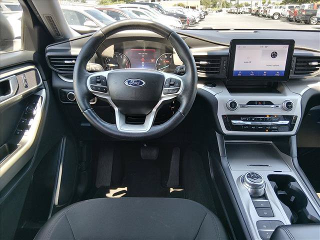 Certified 2023 Ford Explorer XLT RWD image 11
