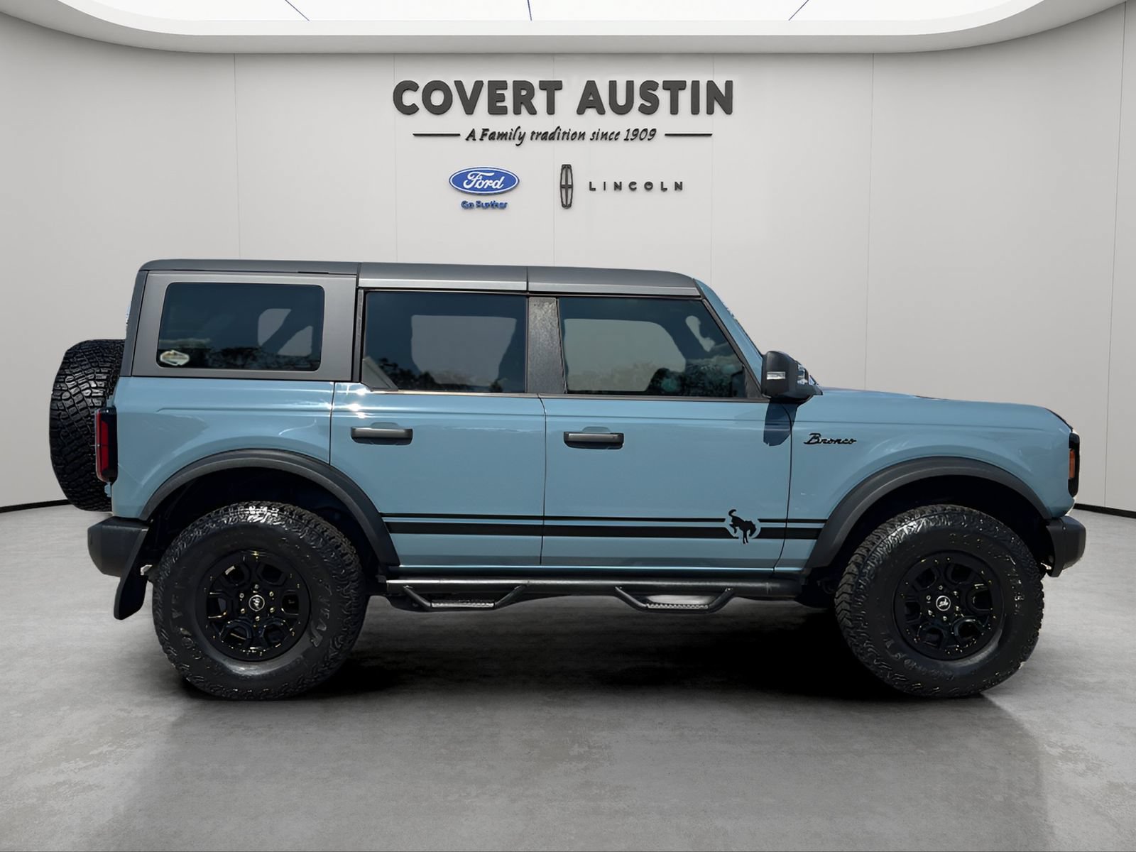 Certified 2023 Ford Bronco Wildtrak AWD/4WD image 6