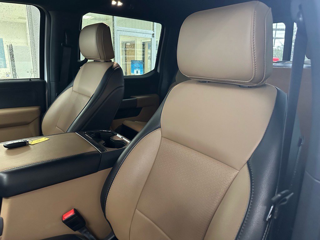Certified 2024 Ford F250 Lariat w/ Chrome Package image 27