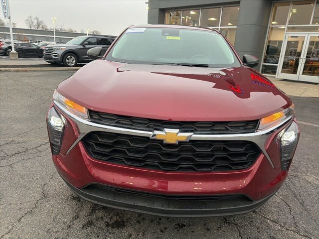 Used 2024 Chevrolet Trax LS image 6