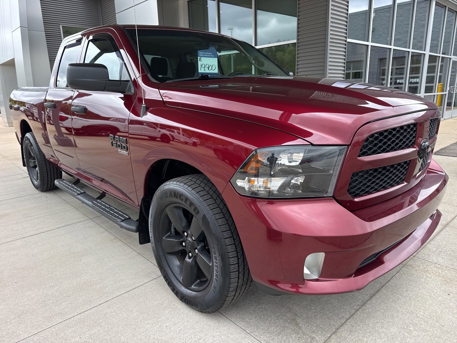 Used 2019 RAM 1500 Express w/ Express Value Package AWD/4WD image 10