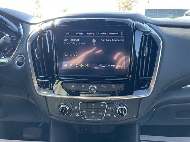 Used 2022 Chevrolet Traverse LT AWD/4WD image 23