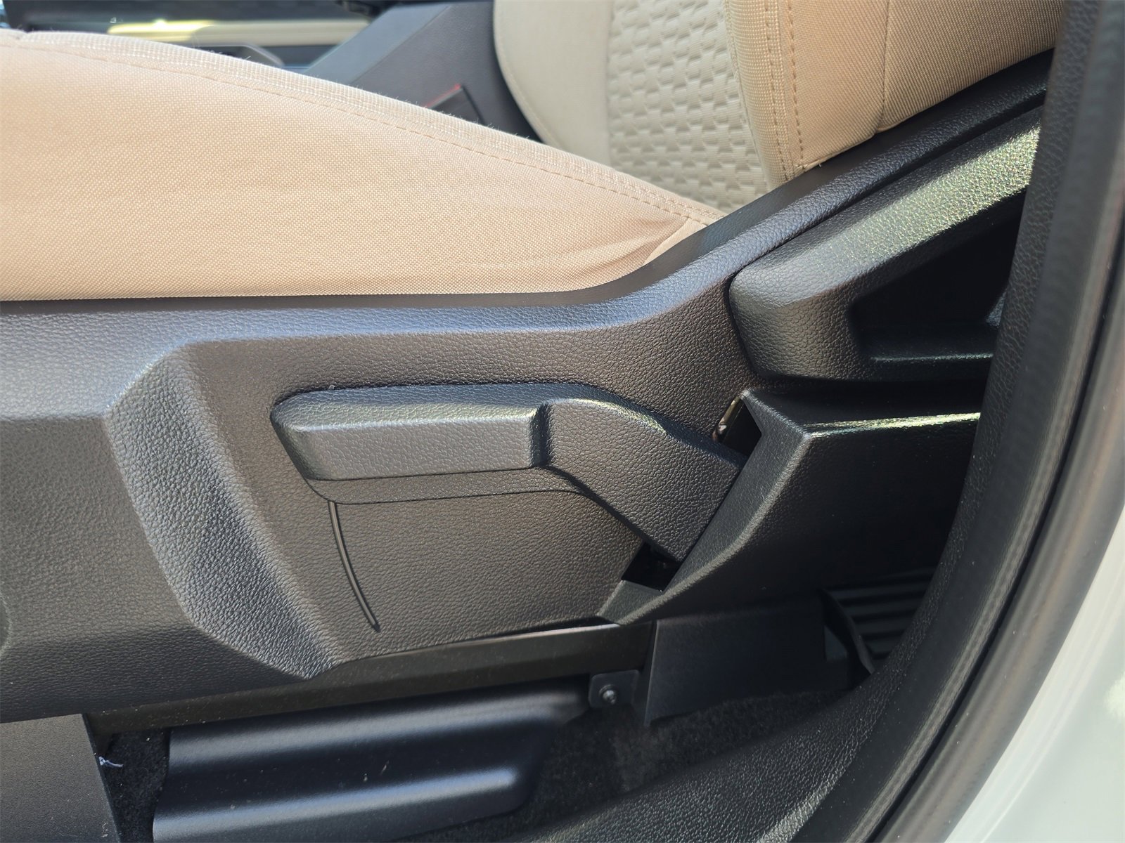 Certified 2024 Ford Ranger XLT w/ Technology Package image 15