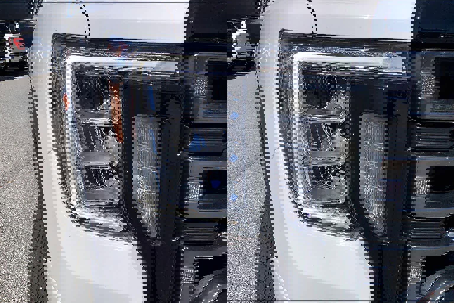 Used 2022 GMC Sierra 2500 AT4 image 24