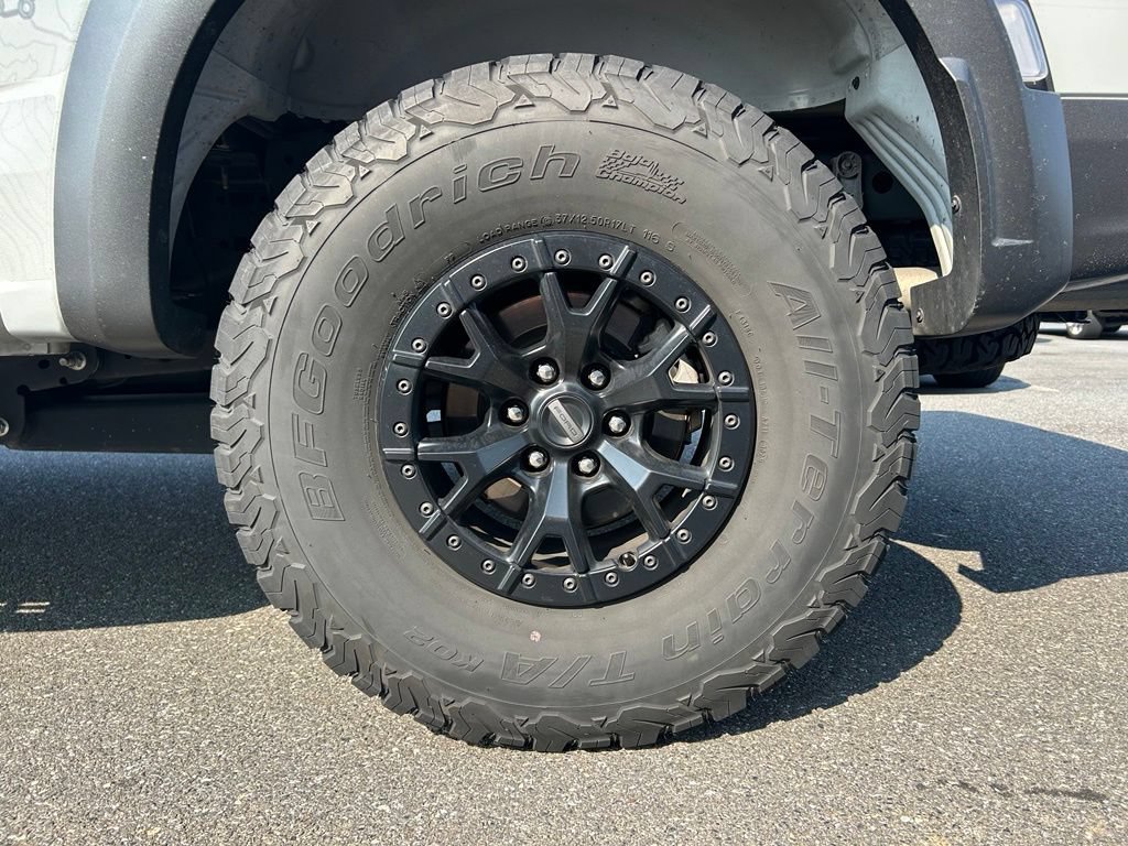 Certified 2023 Ford F150 Raptor w/ Raptor 37 Performance Package AWD/4WD image 12