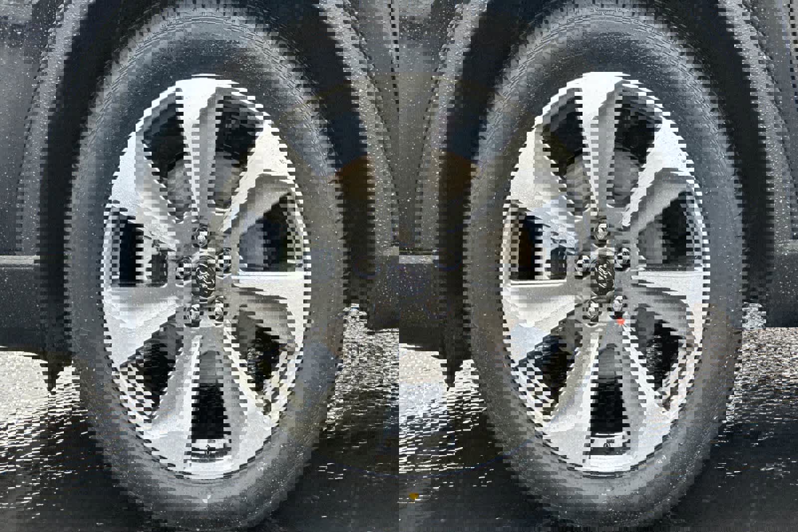 Certified 2025 Ford Escape Platinum image 27