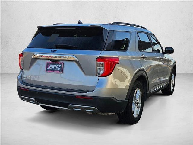 Certified 2021 Ford Explorer XLT w/ Equipment Group 202A RWD image 5