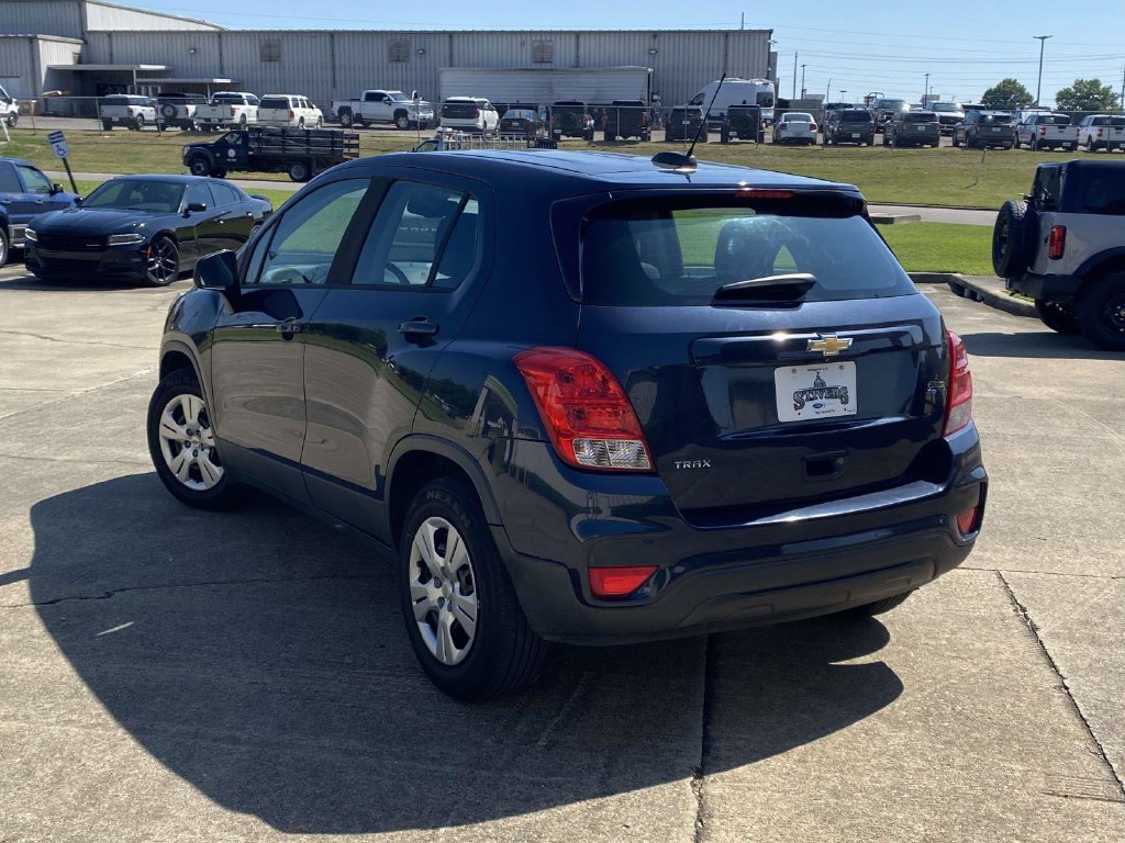 Used 2018 Chevrolet Trax LS FWD image 5