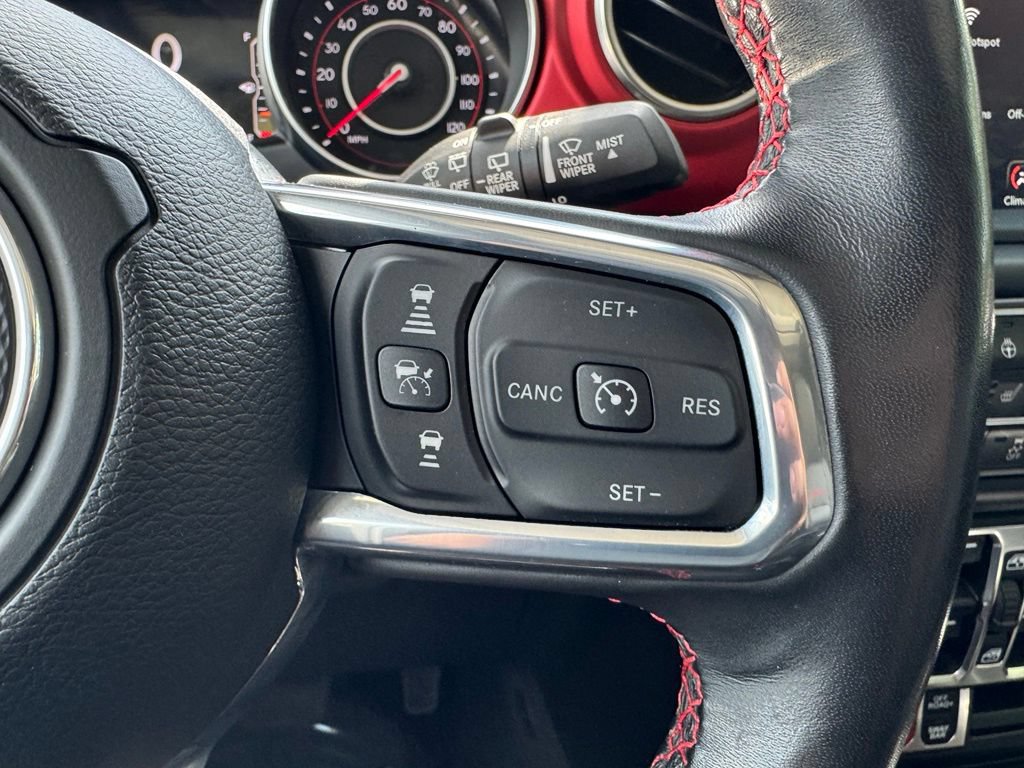 Used 2022 Jeep Wrangler Unlimited Rubicon w/ Dual Top Group AWD/4WD image 17