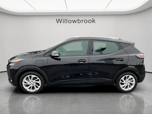 Used 2023 Chevrolet Bolt EUV LT w/ Driver Confidence Package FWD image 2